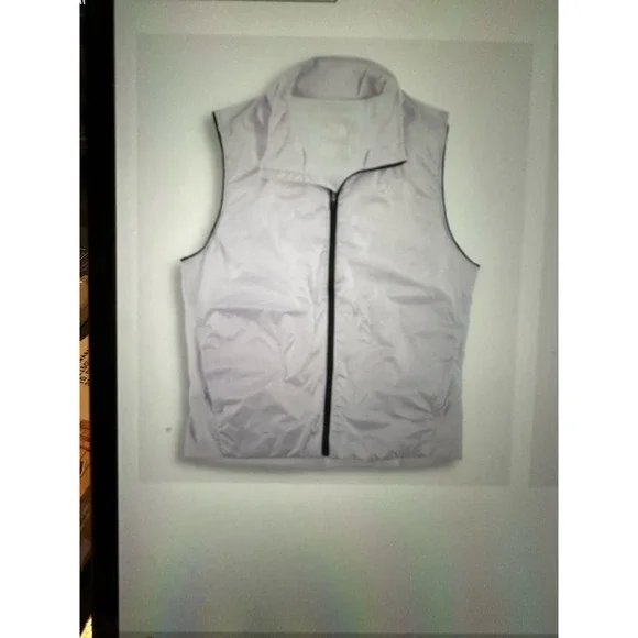 The North Face Vest Womens XL Winter Warn Insulated Lightweight Lavender Fog New - Picture 8 of 9